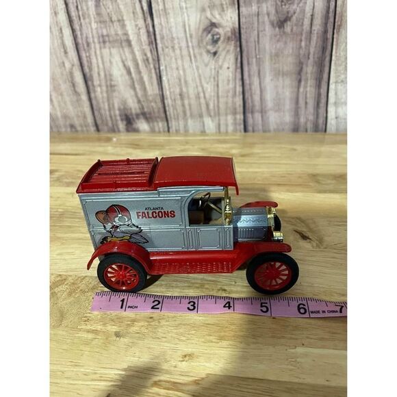 1983 Ertl Atlanta Falcons 1913 Ford Die Cast Bank NFL Huddles RARE - Picture 10 of 10
